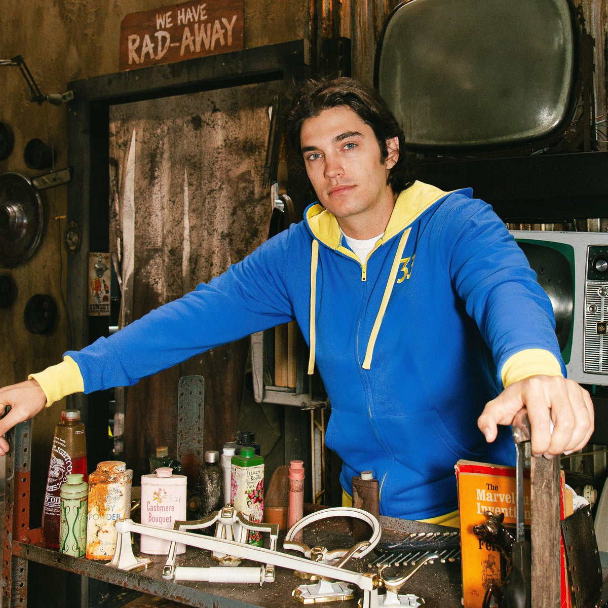 Fallout - Official Vault 33 Hoodie