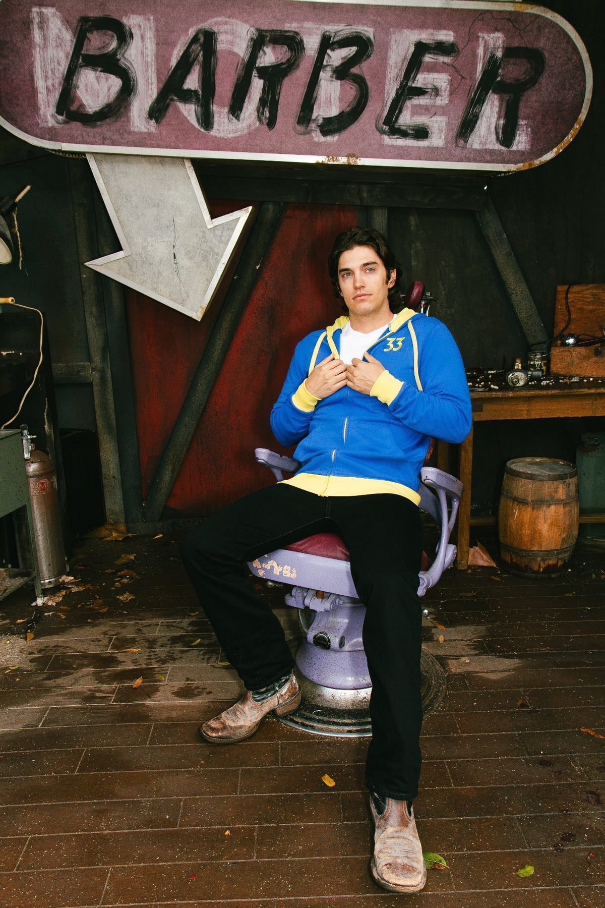 Fallout - Official Vault 33 Hoodie