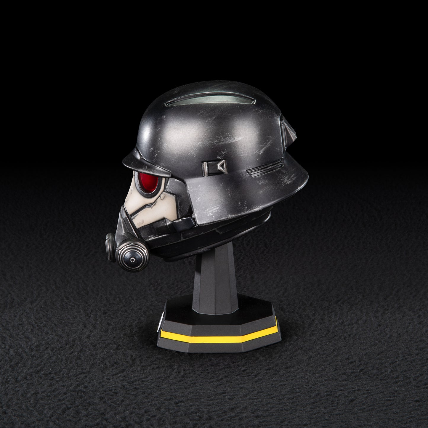 Helldivers 2 - Field Chemist Helmet 1-4 Scale - Replica