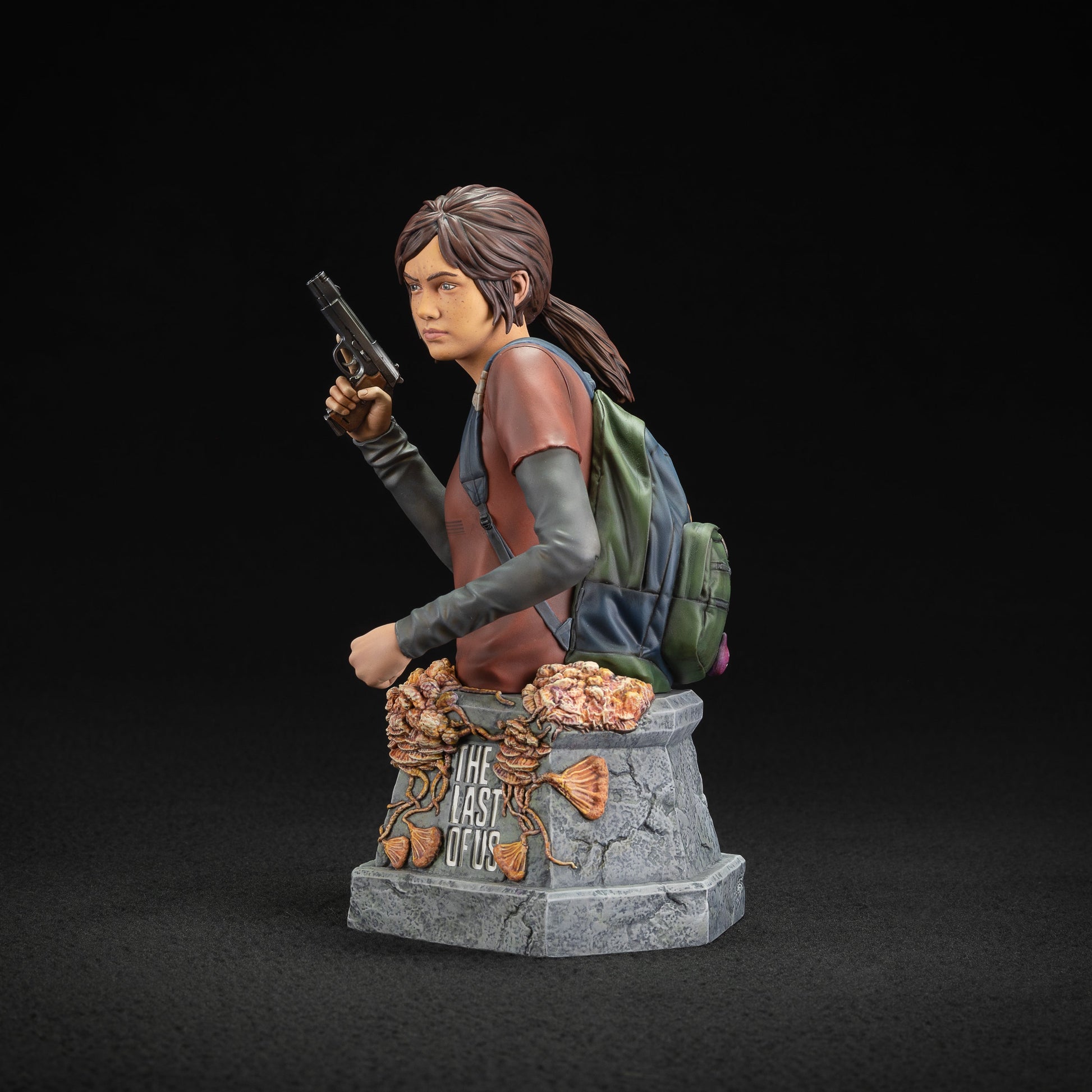 The Last of Us - Ellie With Handgun Bust - Statue
